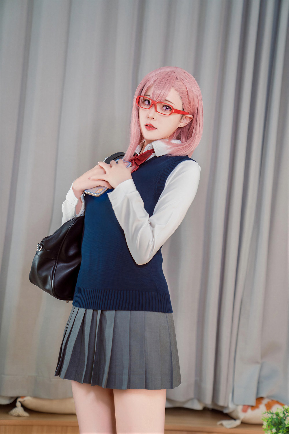 Natsuko夏夏子-2.5次元的诱惑-天乃莉莉纱校服[25P] COS网红博主 预览1图