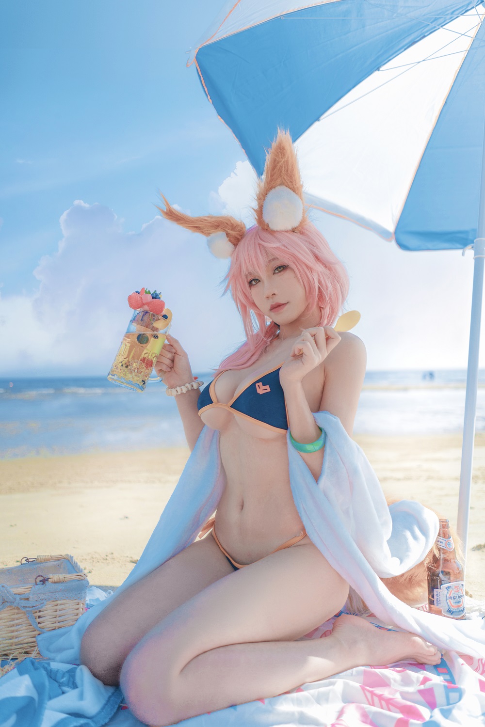 Uki雨季-FGO-玉藻前海边泳装[19P] COS网红博主 预览2图