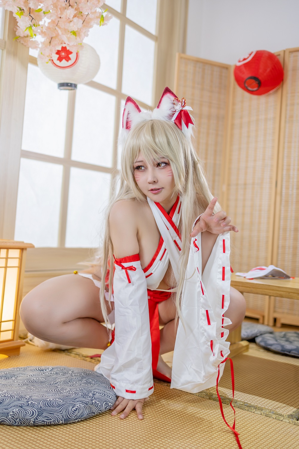 KANEKO咔喵-狐狸巫女[41P+2V] COS网红博主 预览1图
