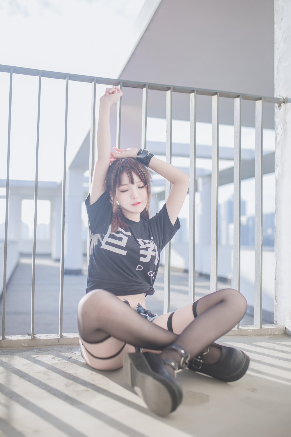 Yoko宅夏-不良少女[28P] COS网红博主 预览2图