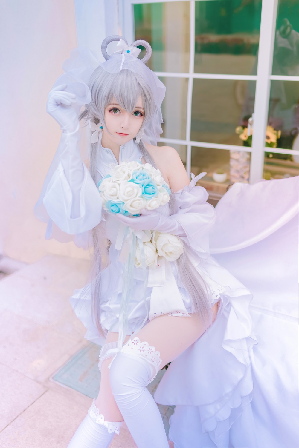 yui金鱼-洛天依婚纱[8P] COS网红博主 预览2图