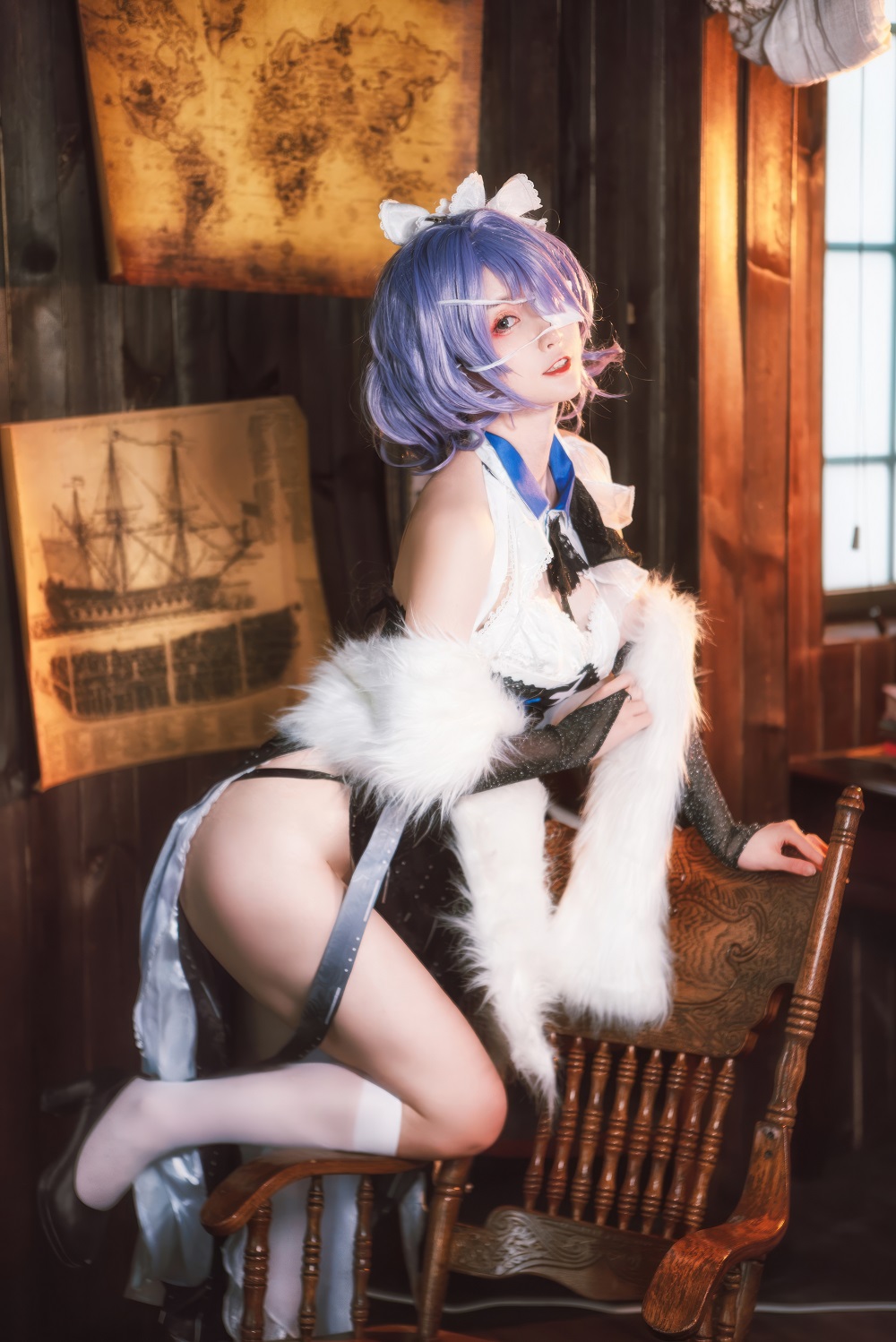 yui金鱼-明日方舟-絮雨旗袍[18P] COS网红博主 预览2图