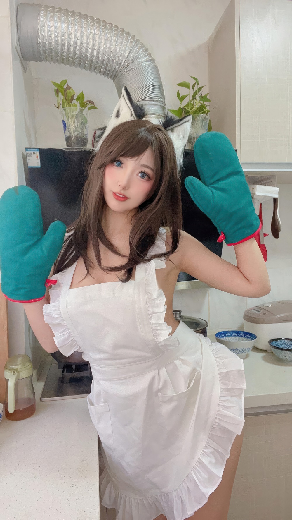 刺青Poi-猫猫厨娘[21P] COS网红博主 预览2图