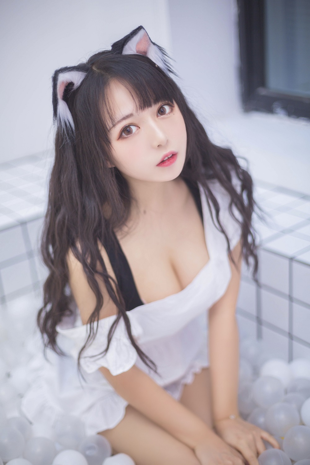黑猫猫-海洋球喵[9P] COS网红博主 预览2图