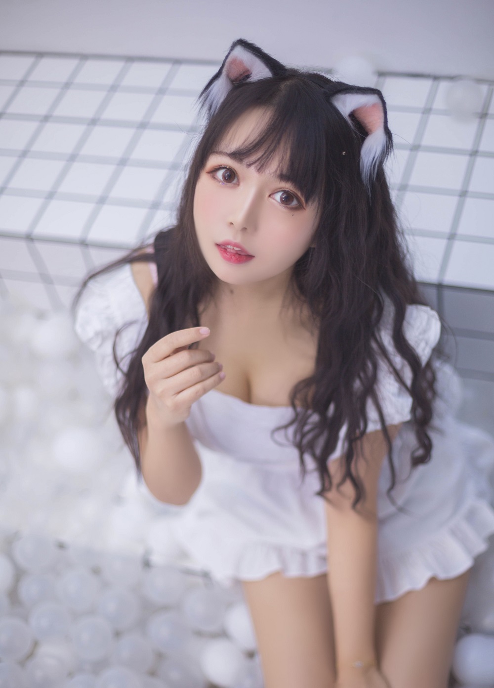 黑猫猫-海洋球喵[9P] COS网红博主 预览1图