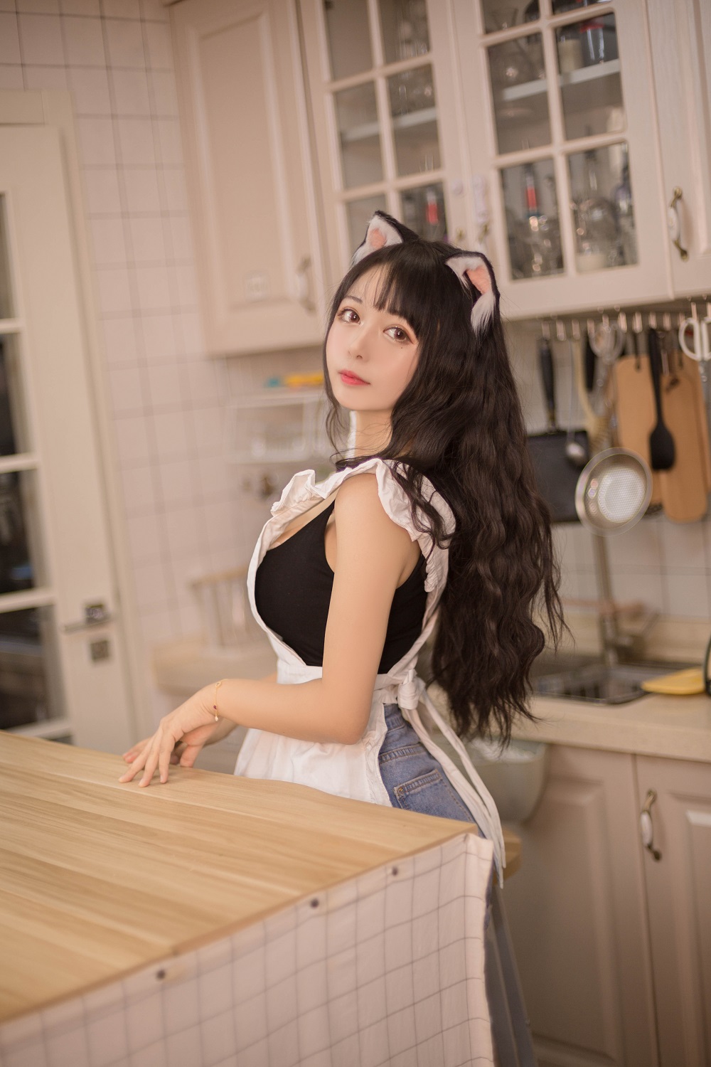 黑猫猫-猫娘厨房[11P] COS网红博主 预览2图