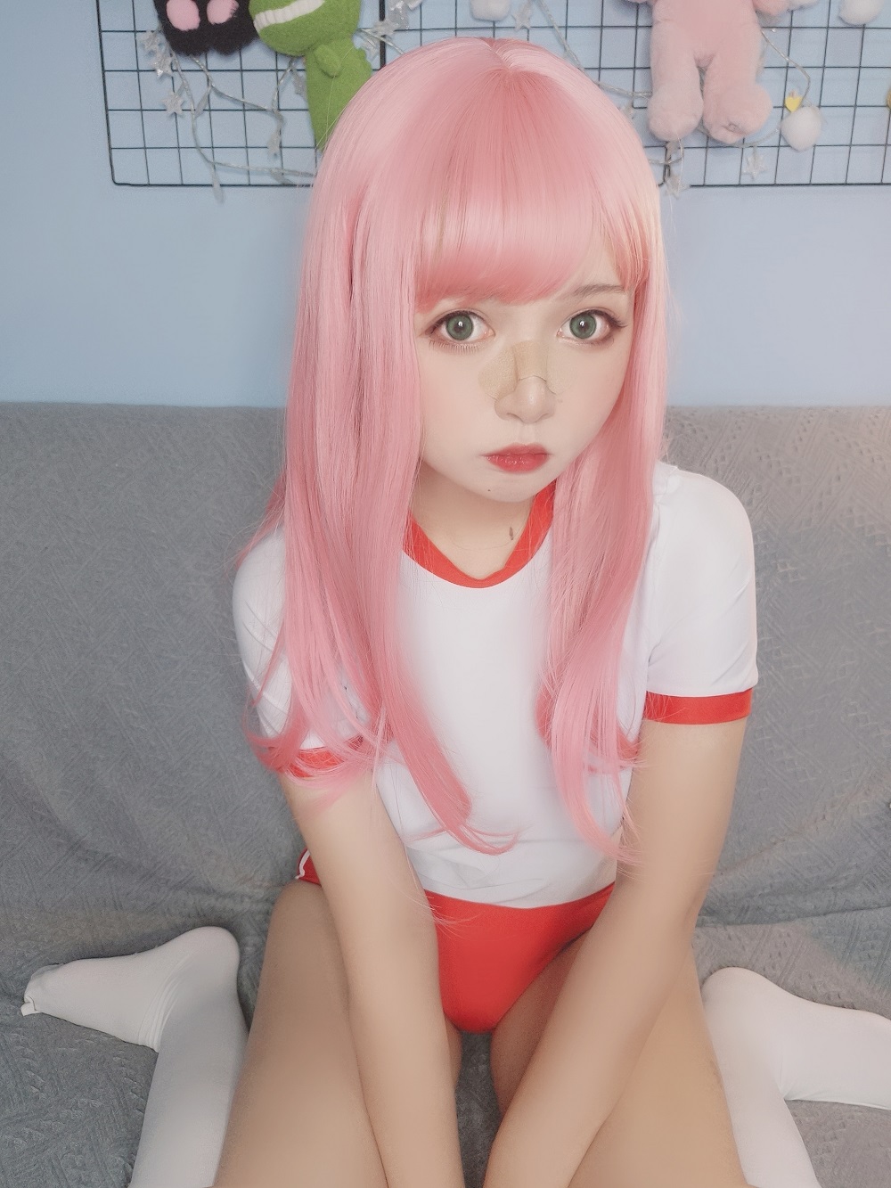 黑猫猫-体操服自拍[16P] COS网红博主 预览1图
