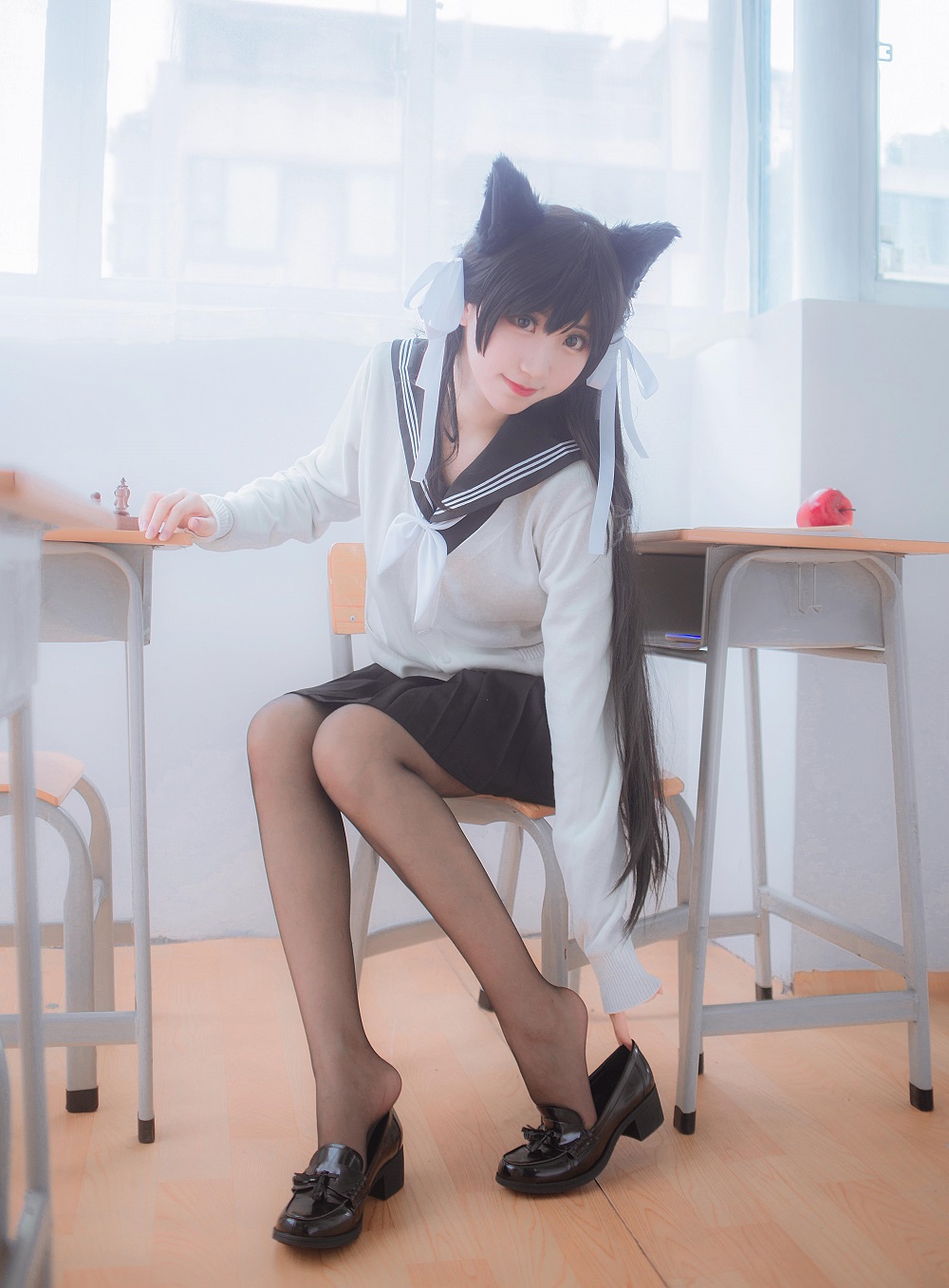黑川-碧蓝航线-爱宕獒犬校服[30P] COS网红博主 预览2图