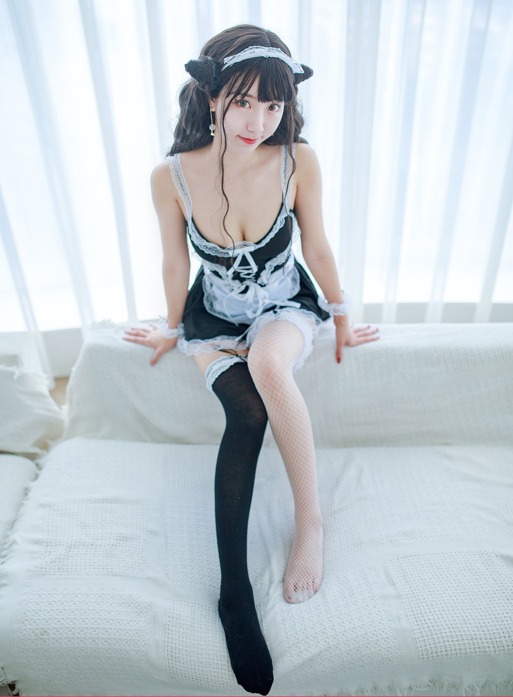 黑川-小恶魔女仆装[26P] COS网红博主 预览2图