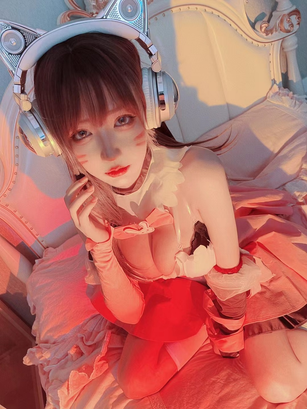 啾小妍Deer-妍宝日常集[328P+10V] COS网红博主 预览1图