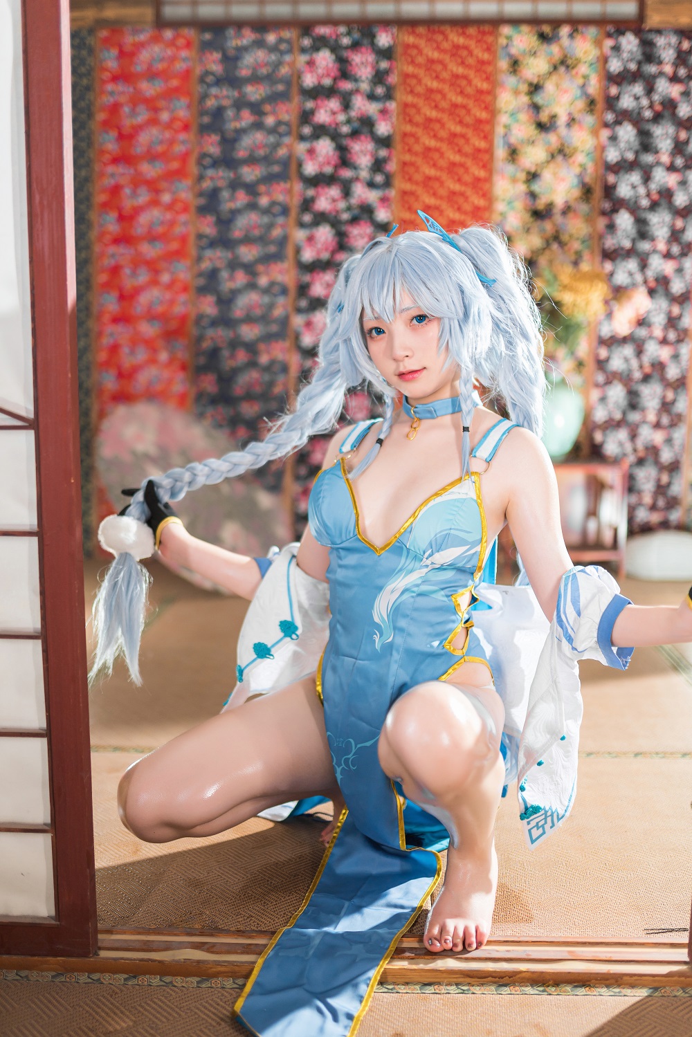 花铃-少女前线-PA15翠雀媚[69P] COS网红博主 预览2图