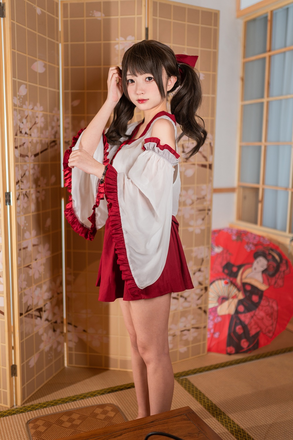 花铃-小巫女[85P] COS网红博主 预览1图