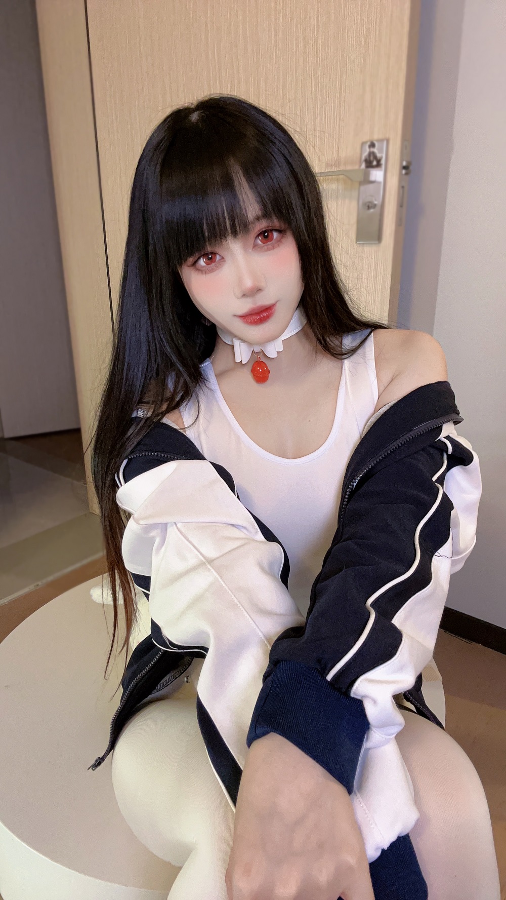 九言-白色体操服[32P+5V] COS网红博主 预览2图