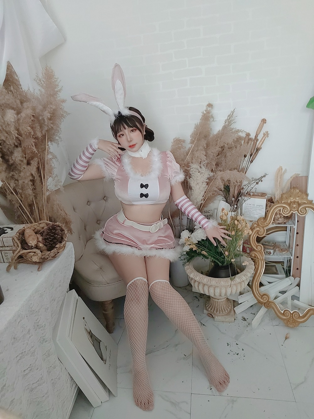 穆零Mu0-小兔子[34P] COS网红博主 预览2图