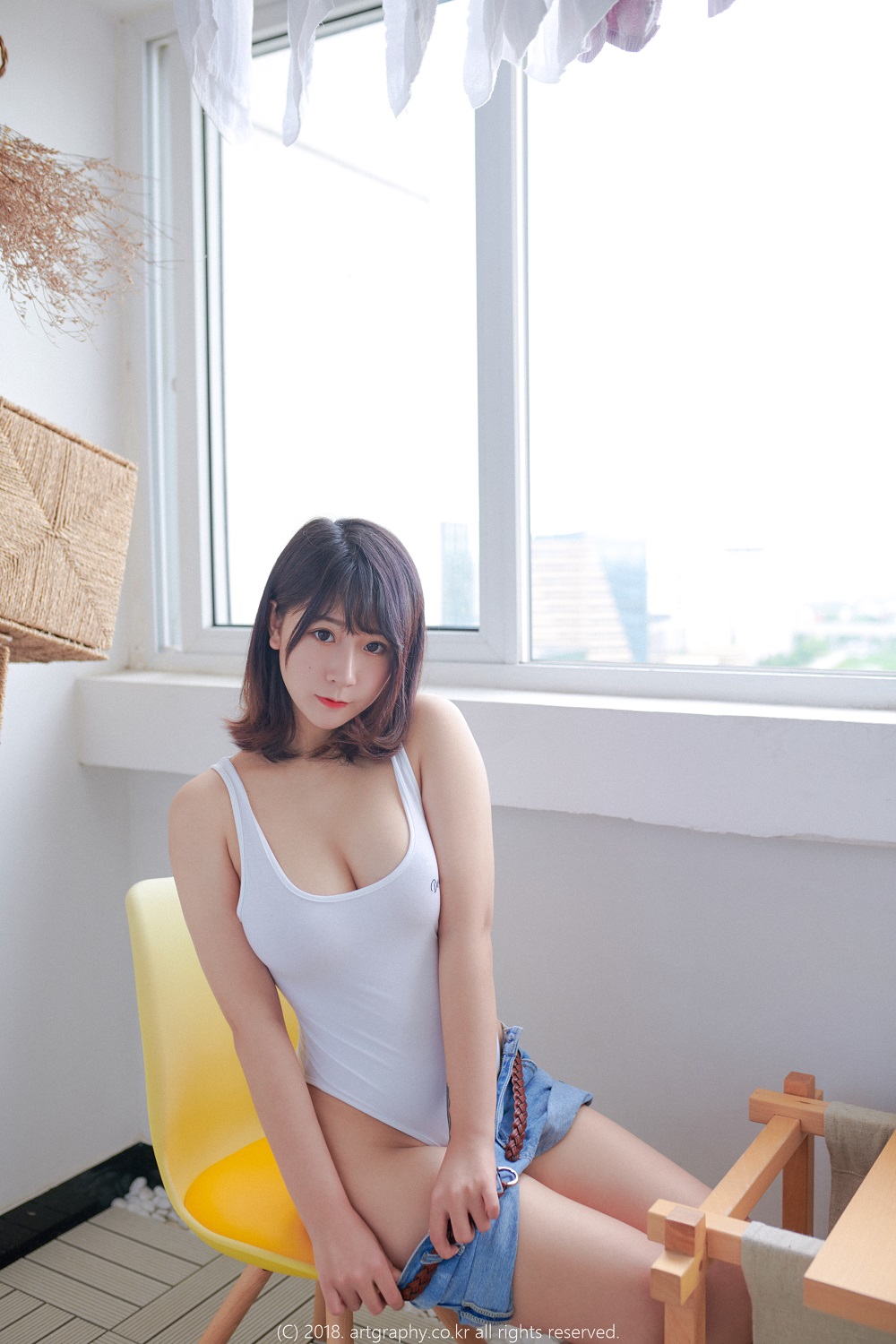 猫九酱Sakura-白色连体死库水[34P] COS网红博主 预览1图