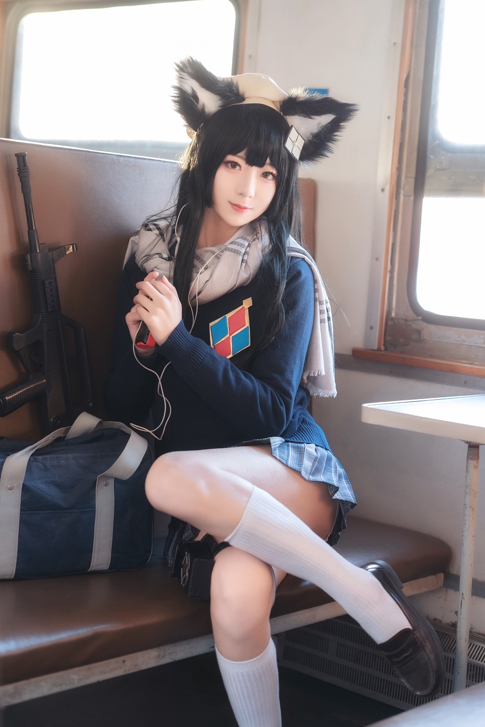 弥音音ww-少女前线-95式纯白毕业季[20P] COS网红博主 预览1图
