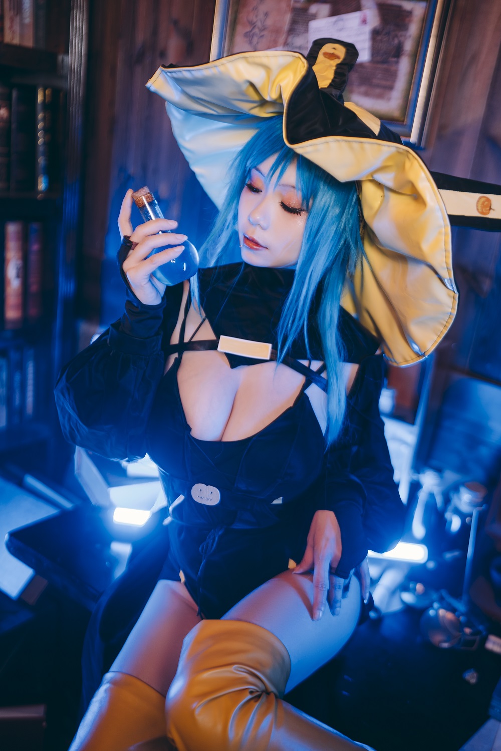 修修猫ww-碧蓝航线-树城女巫[25P] COS网红博主 预览2图