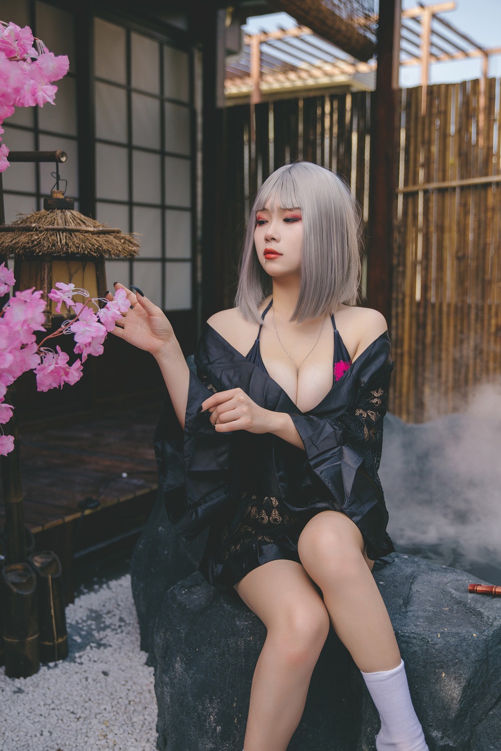 修修猫ww-和服温泉[72P] COS网红博主 预览1图