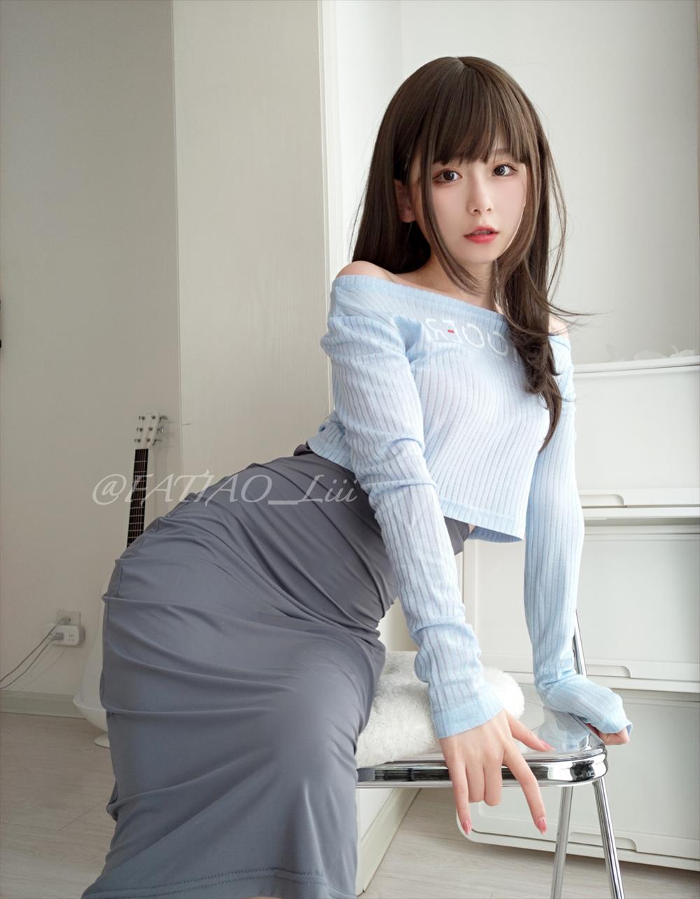 迷之呆梨-吉他妹妹[101P+4V] COS网红博主 预览1图
