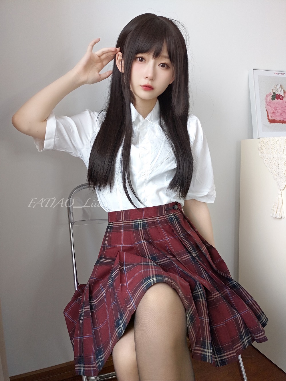 迷之呆梨-先輩の秘密[70P+3V] COS网红博主 预览1图