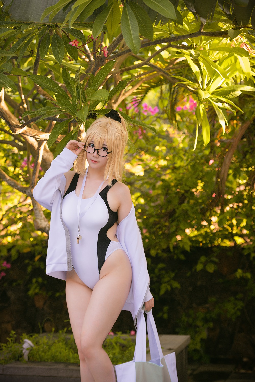 是本末末-FGO-贞德[66P] COS网红博主 预览1图