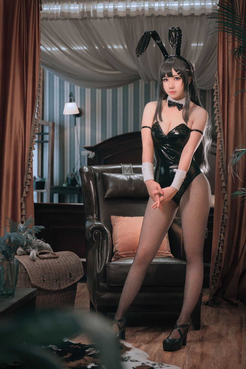是本末末-樱岛麻衣兔女郎[11P] COS网红博主 预览1图