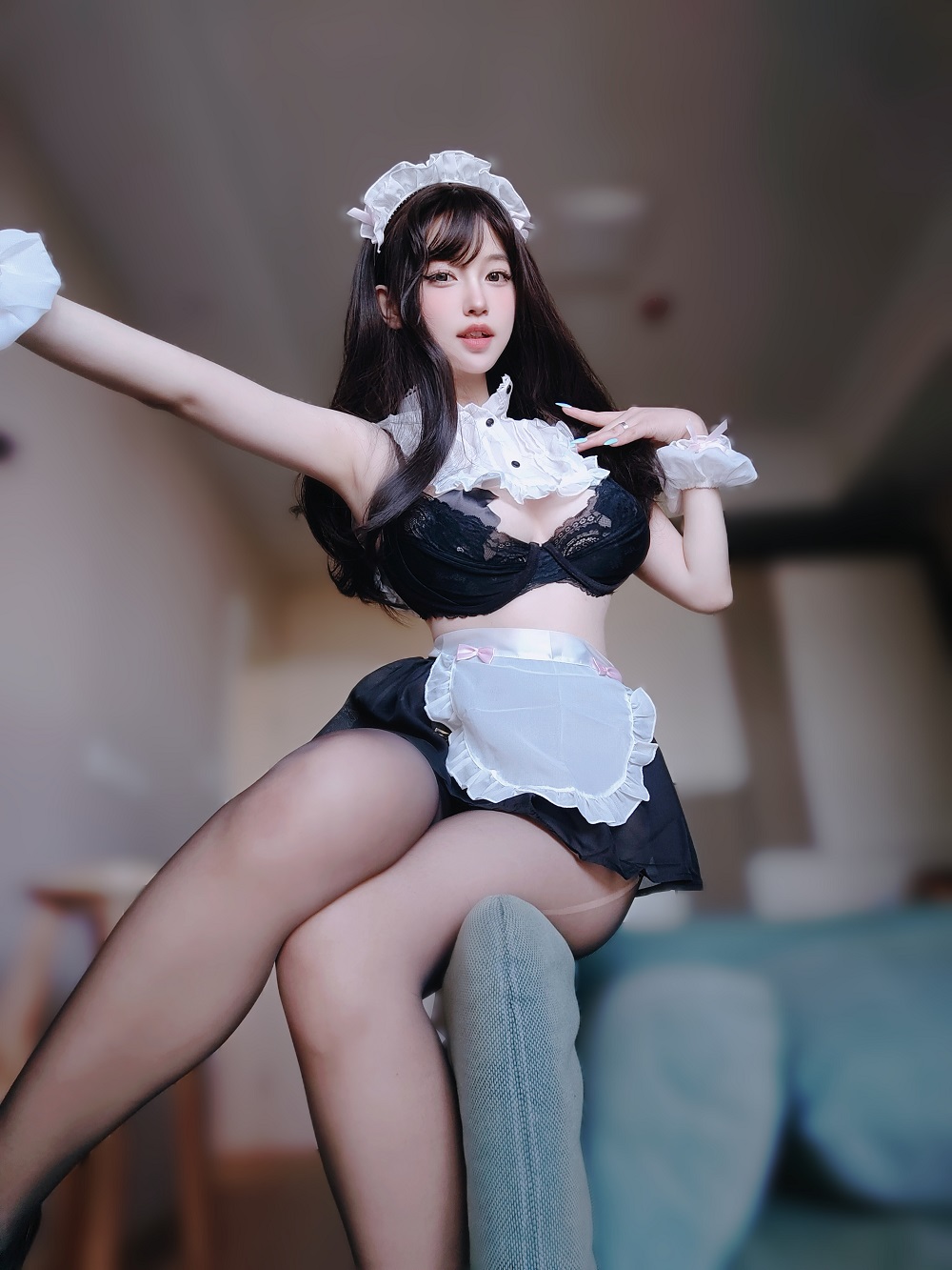 女主K-主人视角[100P] COS网红博主 预览1图