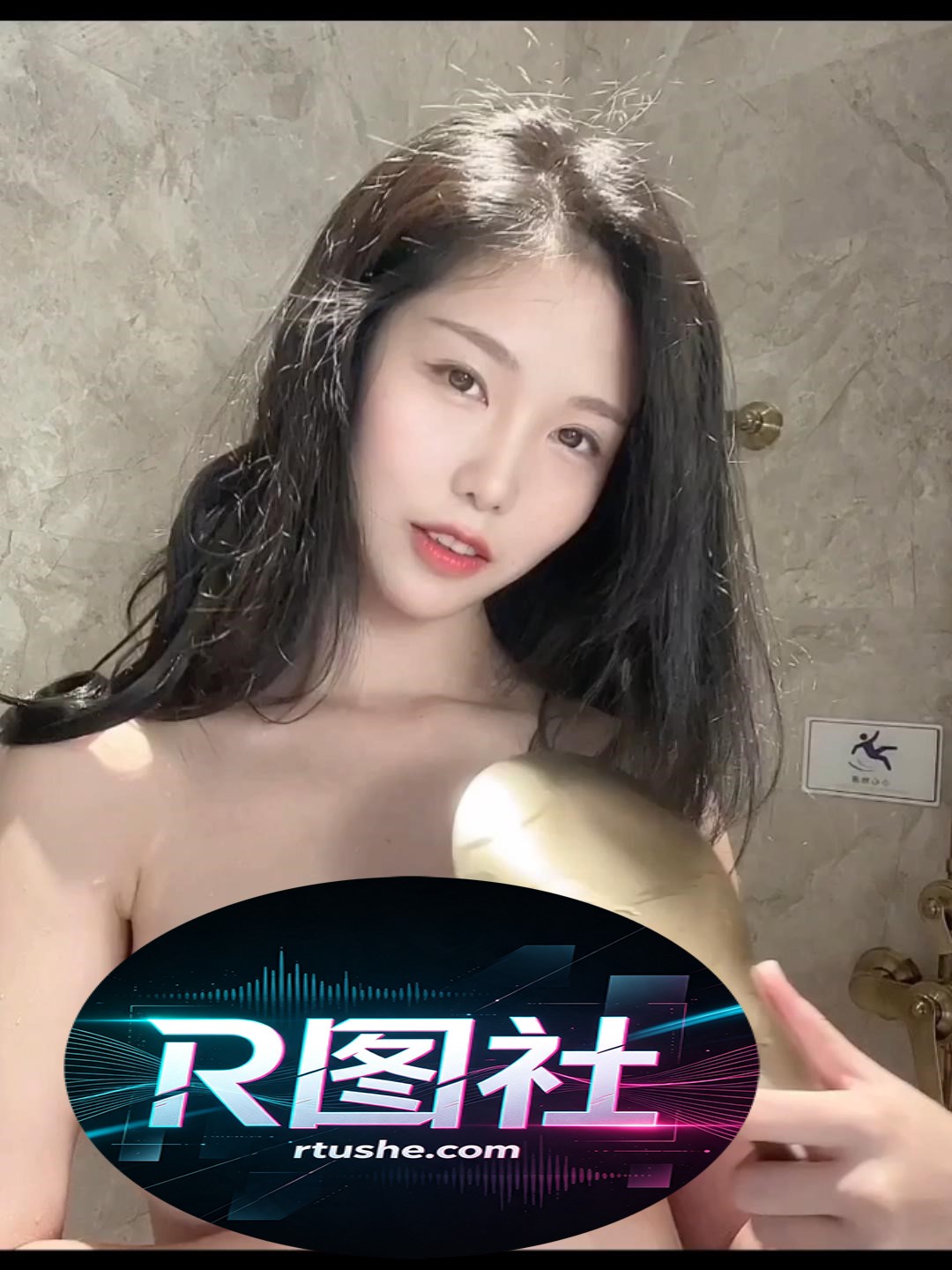 抖娘利世-定制视频-浴室[1V] COS网红博主 预览2图