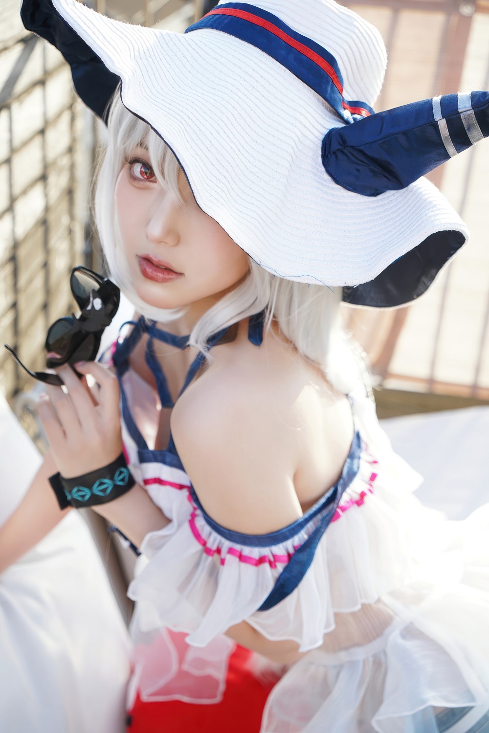 切切celia-明日方舟-斯卡蒂泳装[16P] COS网红博主 预览2图