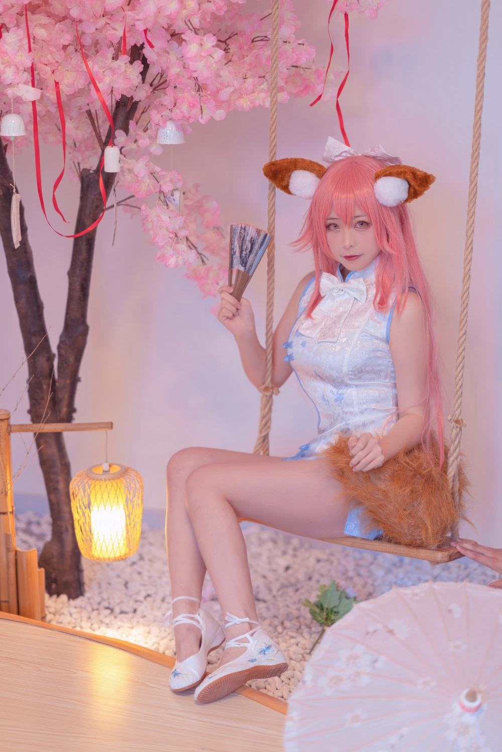 樱岛嗷一-FGO-玉藻前白旗袍[11P] COS网红博主 预览1图