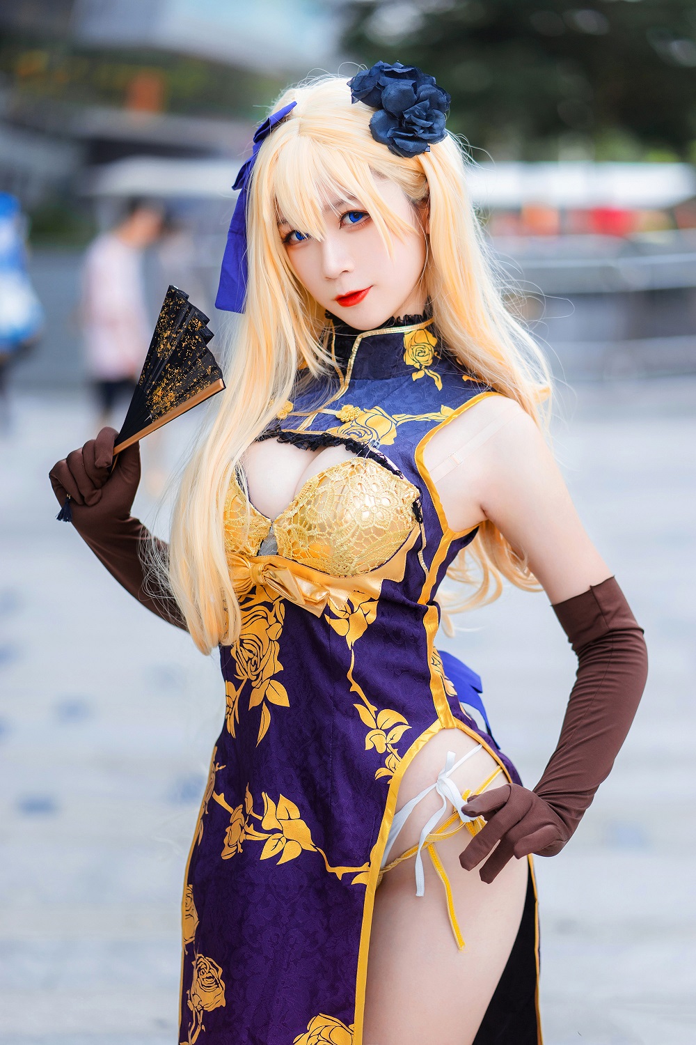樱落Selena-艳娘幻梦谭-金莲旗袍[9P] COS网红博主 预览1图
