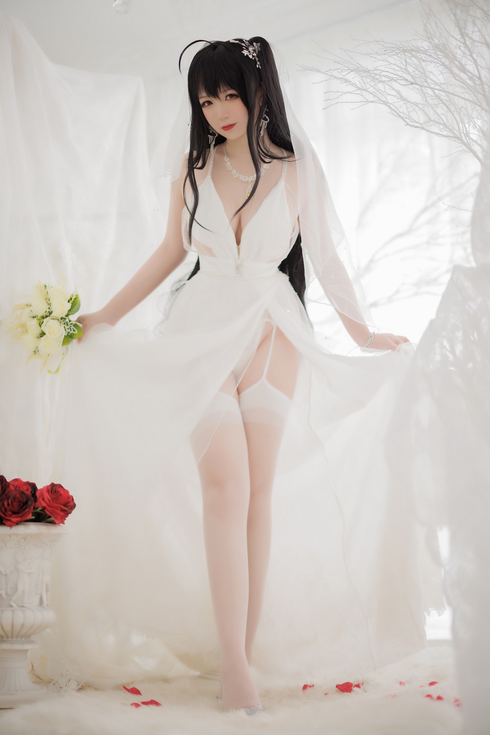 樱落Selena-碧蓝航线-大凤花嫁[26P] COS网红博主 预览1图