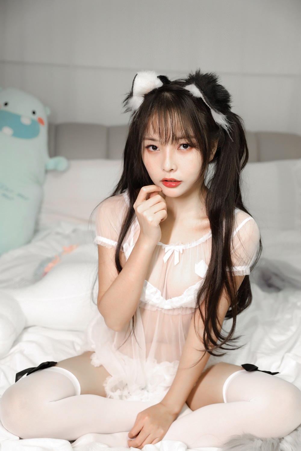 苏嫣qvq-猫耳白色透纱睡裙[10P] COS网红博主 预览2图
