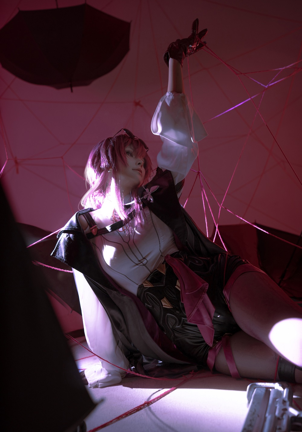 w百合欧皇子w-崩坏·星穹铁道-卡芙卡[15P] COS网红博主 预览2图