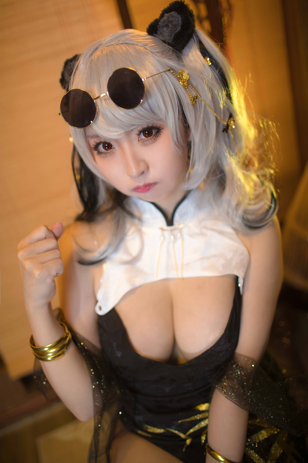 风筝筝筝w-明日方舟-食铁兽旗袍[9P] COS网红博主 预览1图