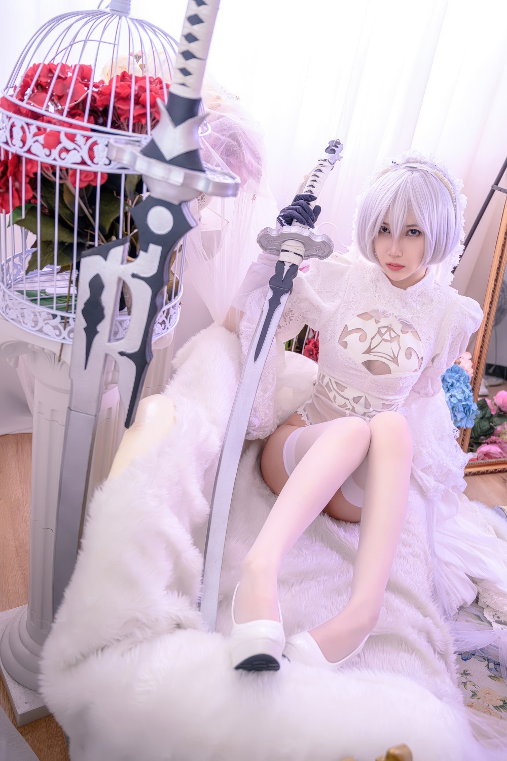 vams子-尼尔机械纪元-2B白花嫁[18P] COS网红博主 预览2图