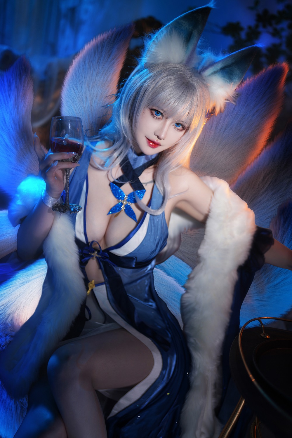 露兒大魔王-碧蓝航线-信浓礼服[24P] COS网红博主 预览2图