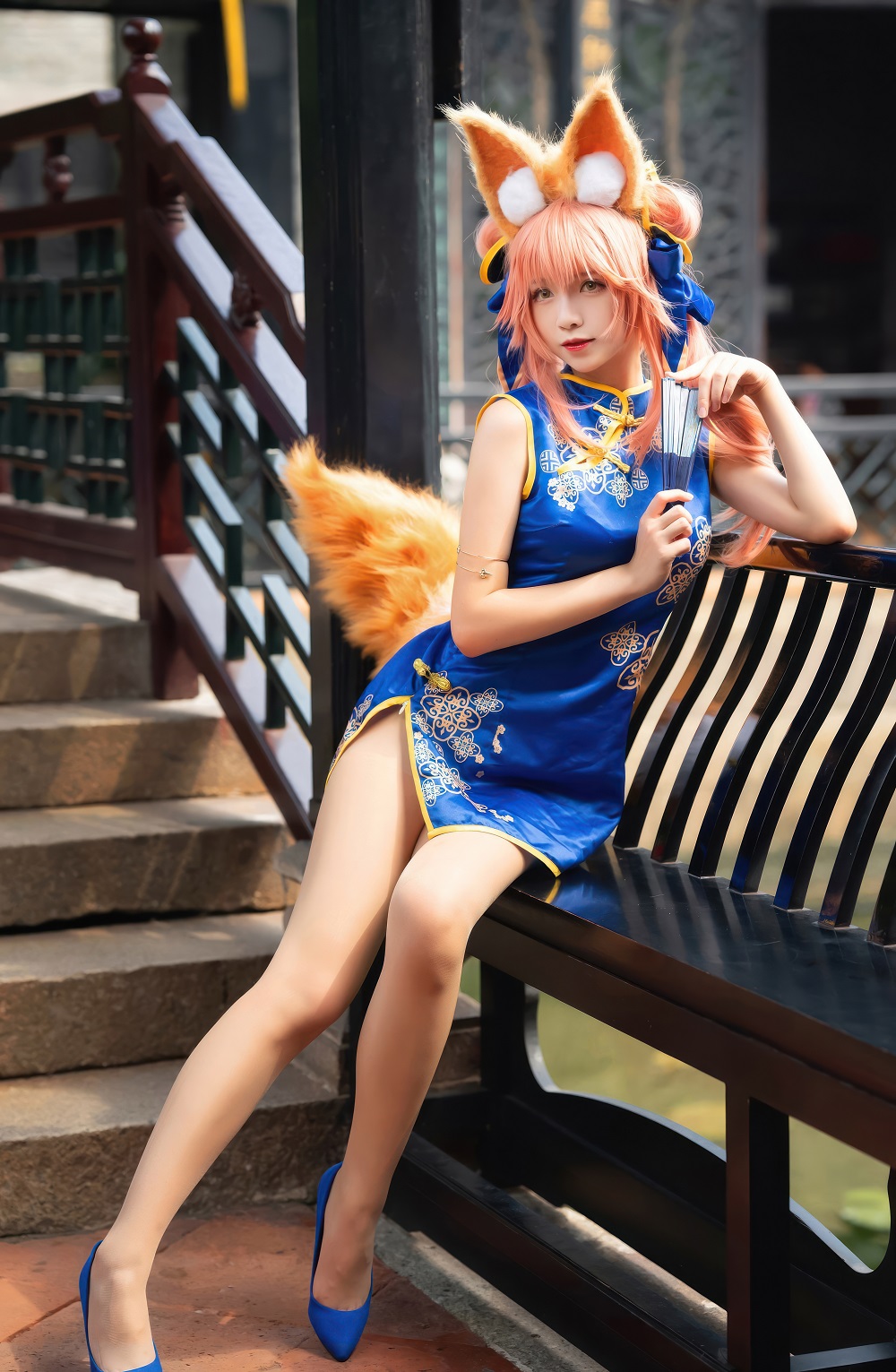 大大卷卷小卷-FGO-玉藻前蓝旗袍[21P] COS网红博主 预览1图