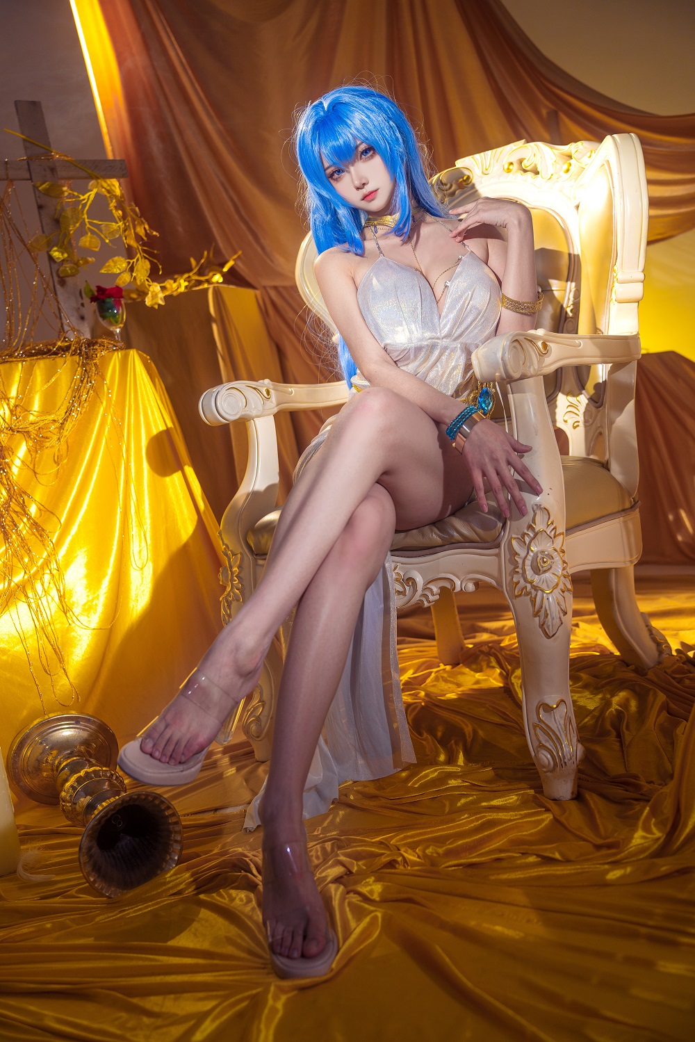 Seya狮砸-Nikke胜利女神-海伦礼服[12P] COS网红博主 预览2图