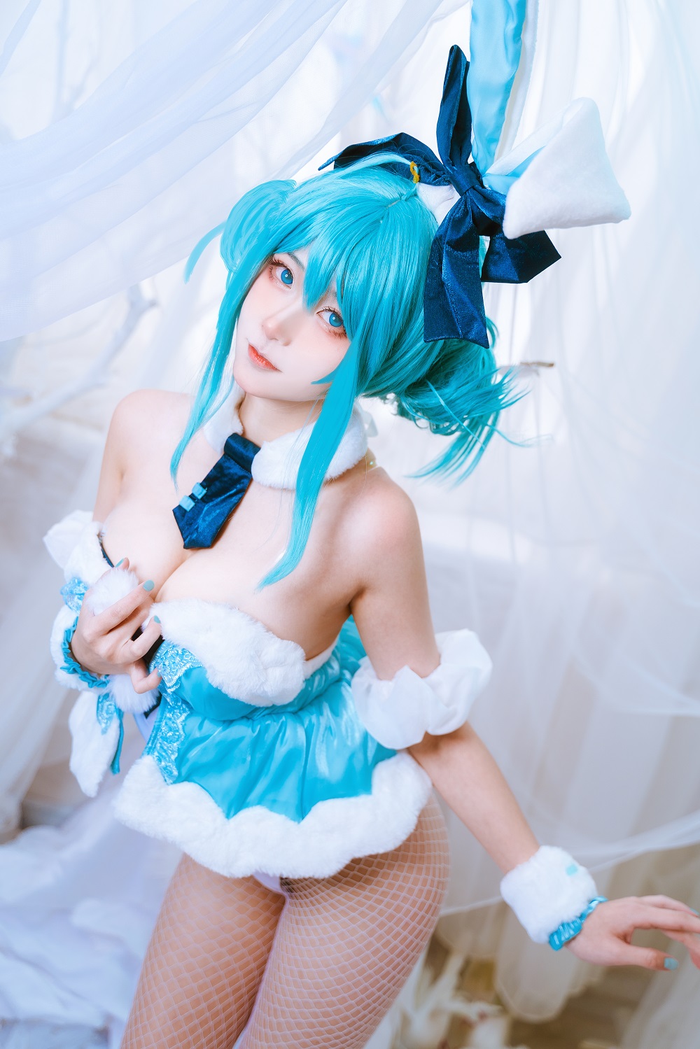 Seya狮砸-初音未来白兔女郎[12P] COS网红博主 预览1图