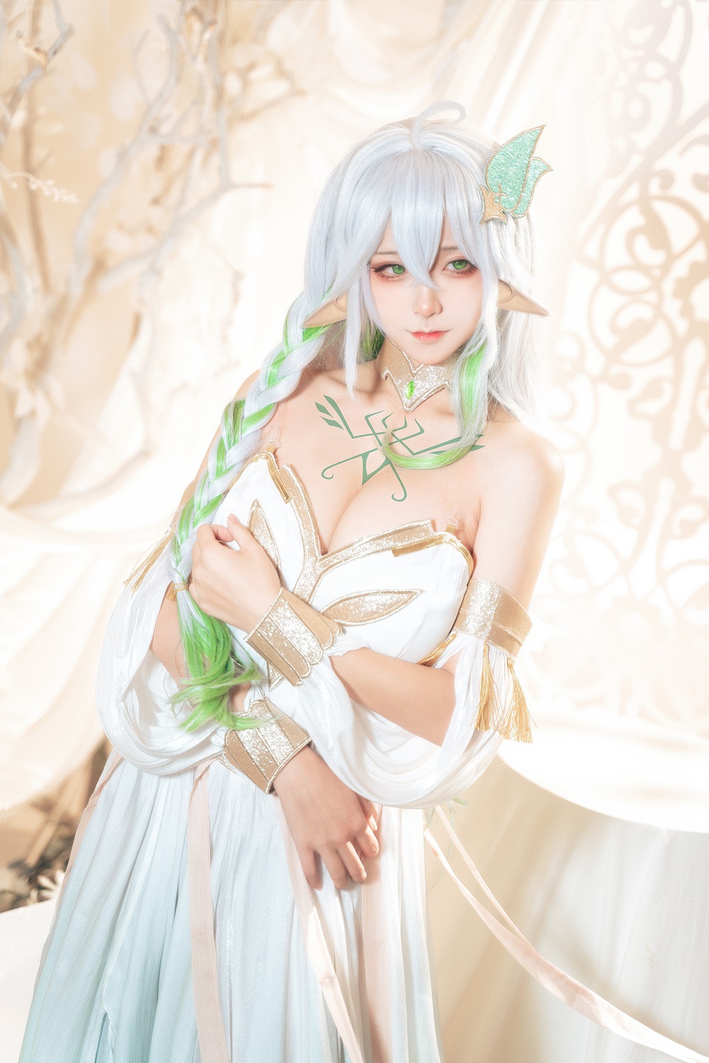 Seya狮砸-原神-大慈树王礼服[12P] COS网红博主 预览1图