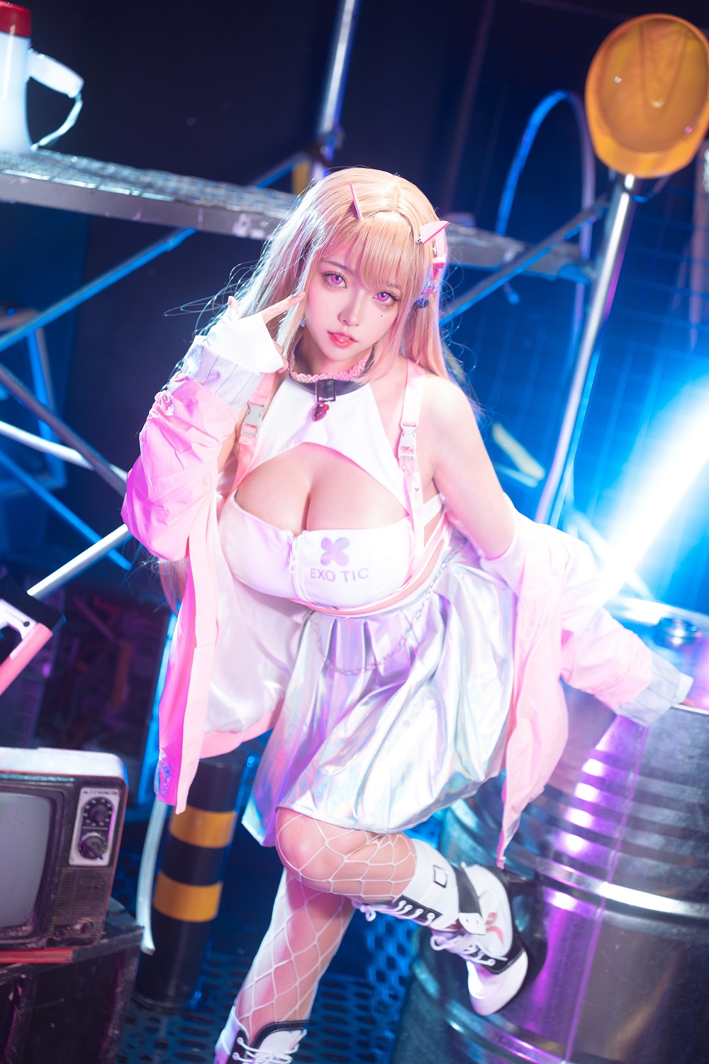 Seya狮砸-Nikke胜利女神-毒蛇原皮[12P] COS网红博主 预览1图