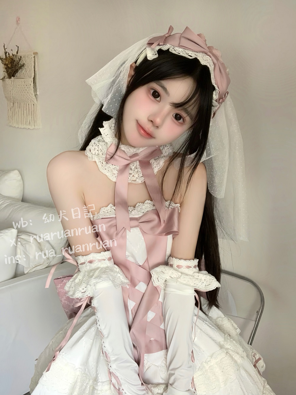 rua阮阮-初恋缎带[18P] COS网红博主 预览2图