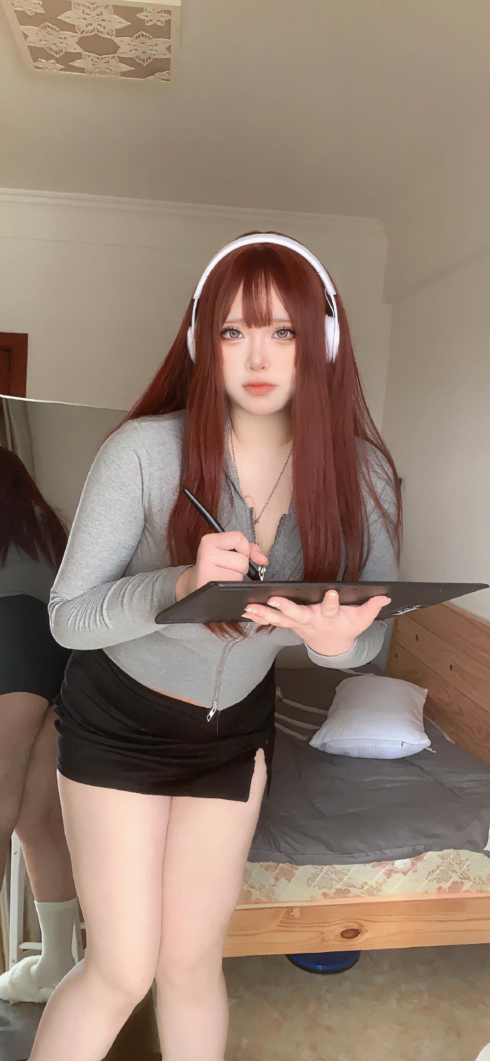 纯爱neko-画师[42P] COS网红博主 预览1图