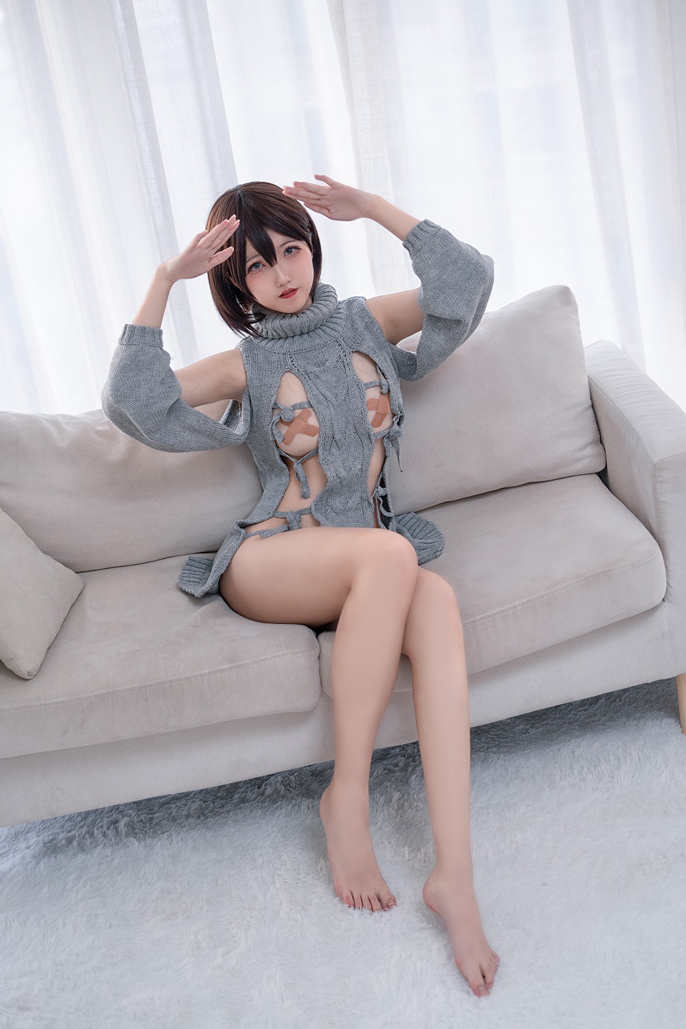 阿薰kaOri-露背毛衣[20P] COS网红博主 预览2图