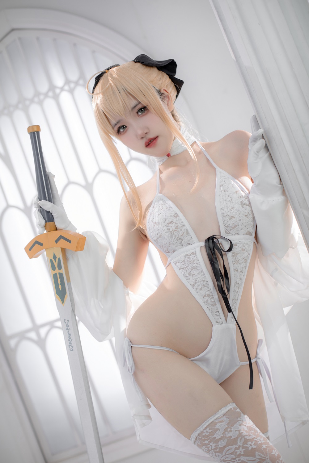 阿薰kaOri-FGO-白Saber[50P] COS网红博主 预览1图