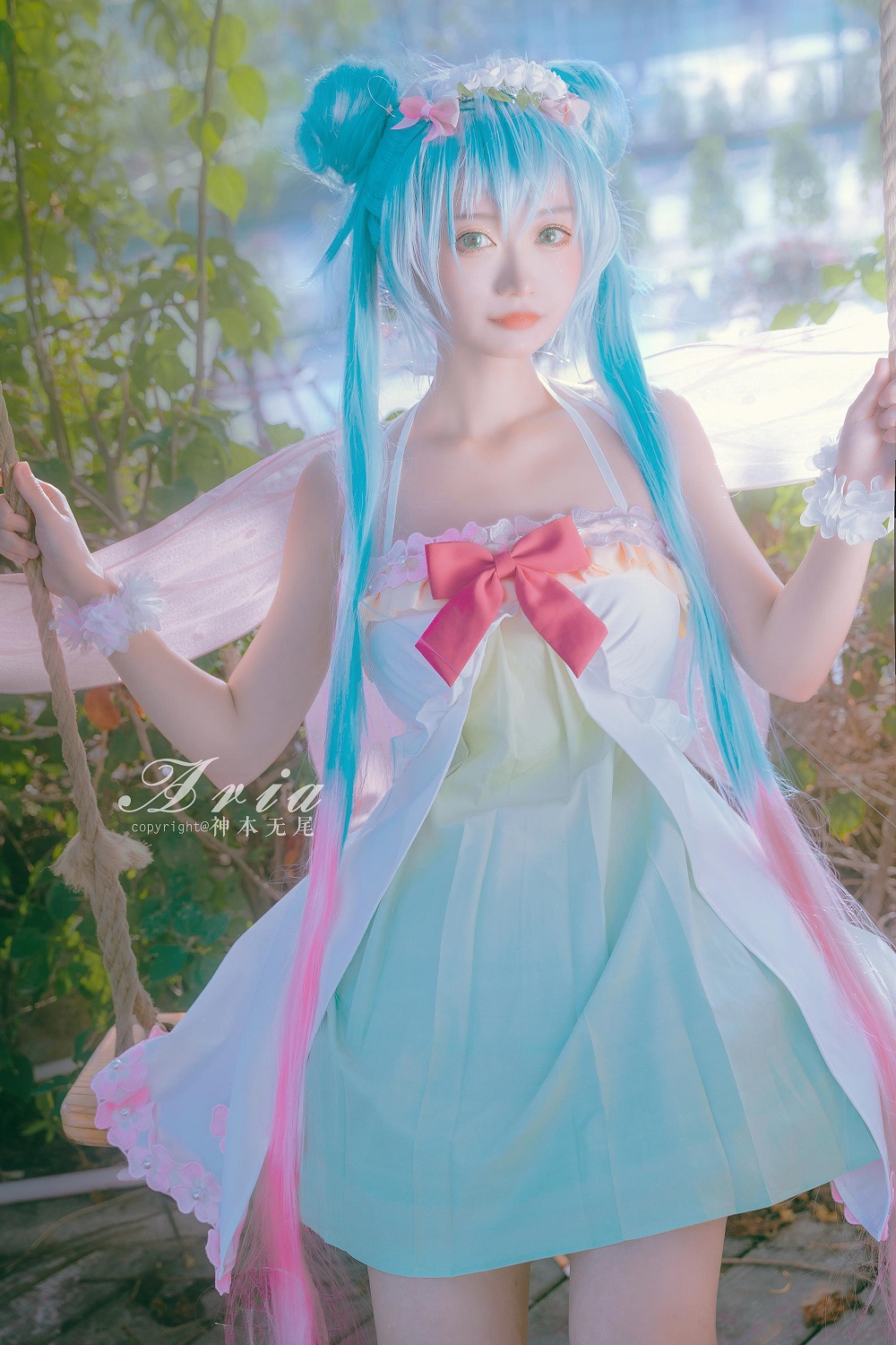 神本无尾Aria-初音未来[72P] COS网红博主 预览2图