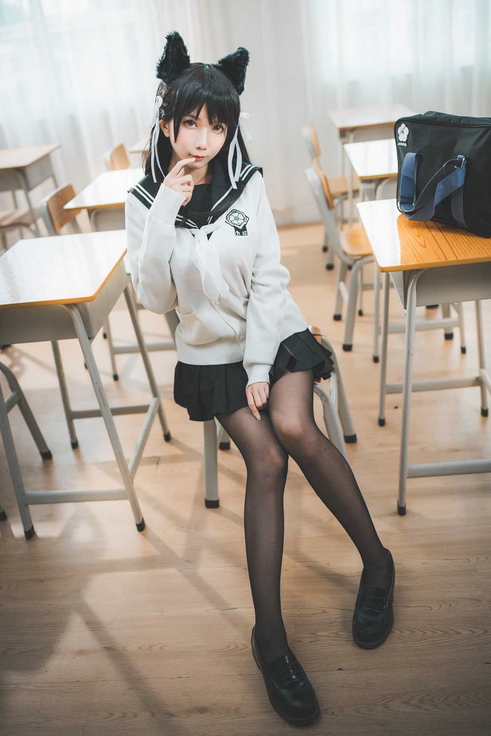 迷失人形QUQ-碧蓝航线-爱宕学院幻想曲[23P] COS网红博主 预览1图