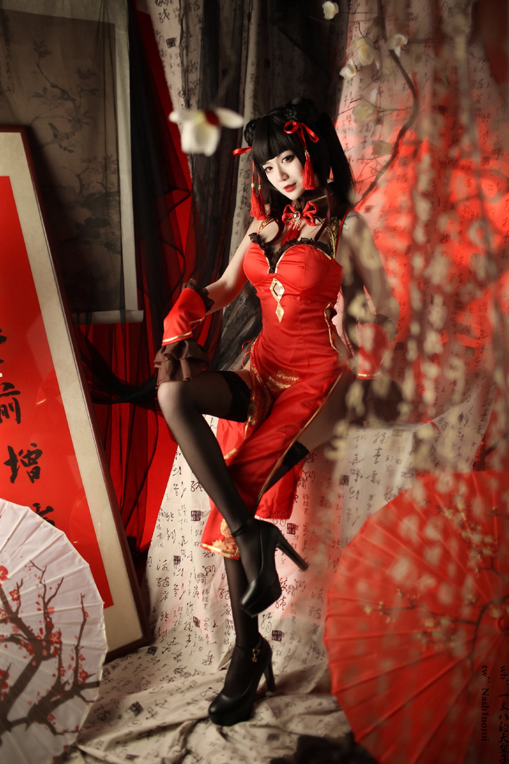 一米八的大梨子-约会大作战-时崎狂三新春旗袍[12P] COS网红博主 预览1图