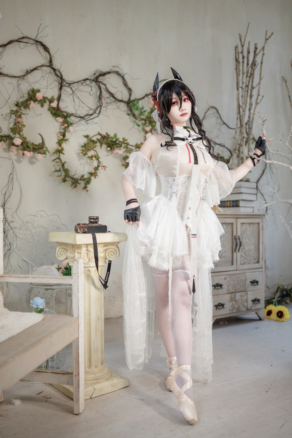 阿雪雪yuki-明日方舟-伊内丝芭蕾[55P] COS网红博主 预览1图
